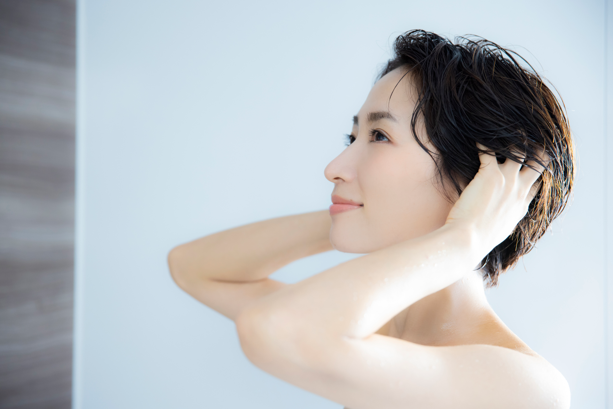毎日のヘアケアで、太い髪が育つ頭皮環境を整える