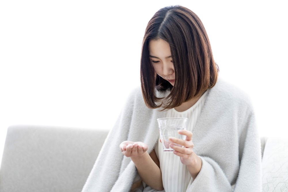 かぜ薬を飲むときの注意点は？正しく服用し、症状の軽いうちに服用すること。