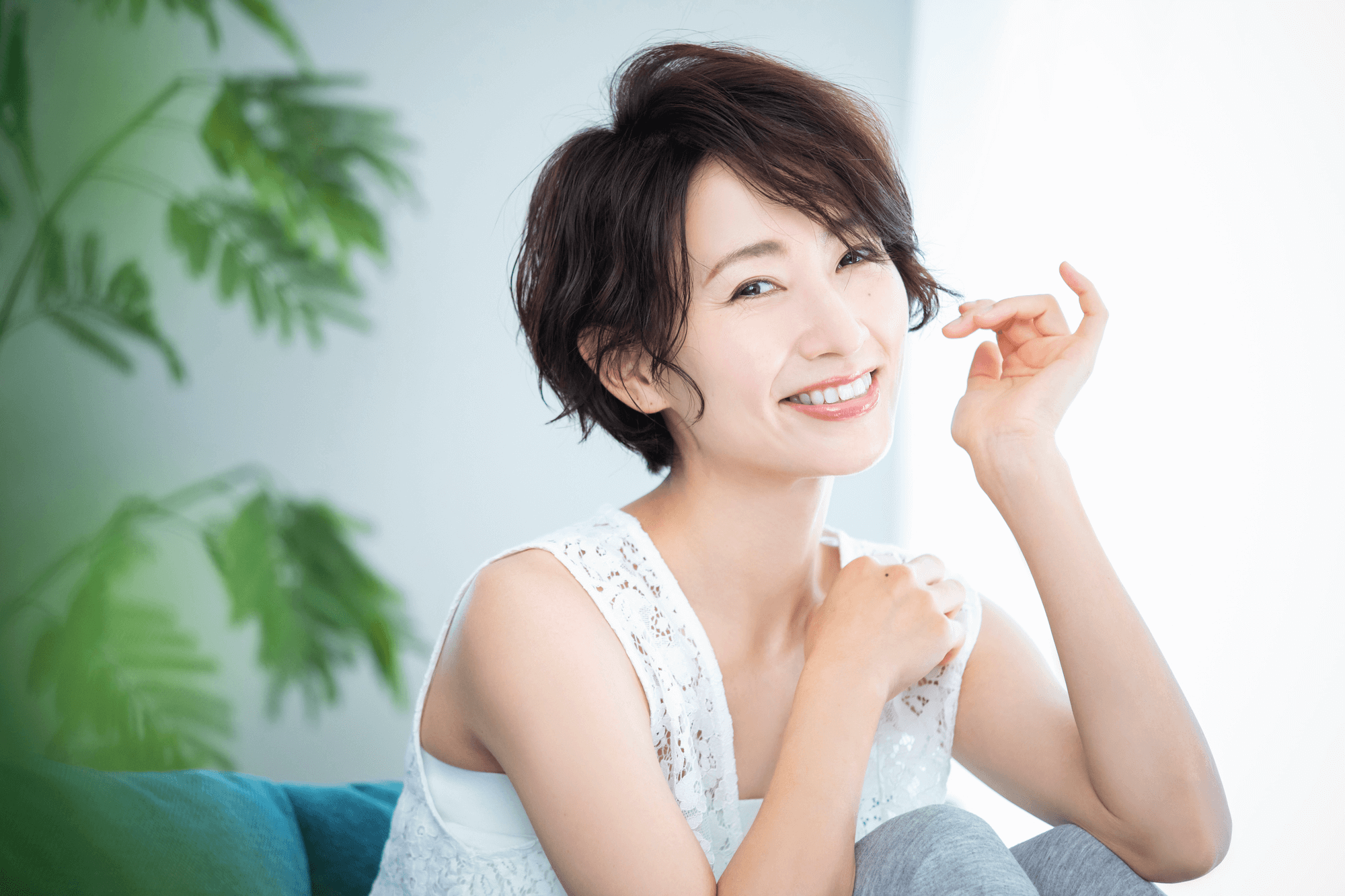 「分け目の薄さ」が気になる場合の薄毛が目立たない髪型のイメージ画像