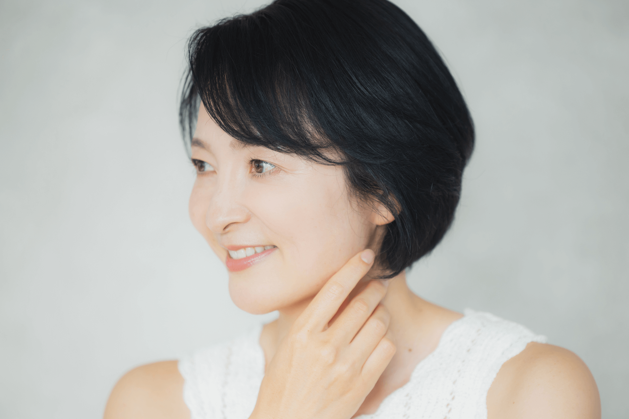 「前髪の薄さ」が気になる場合の薄毛が目立たない髪型のイメージ画像