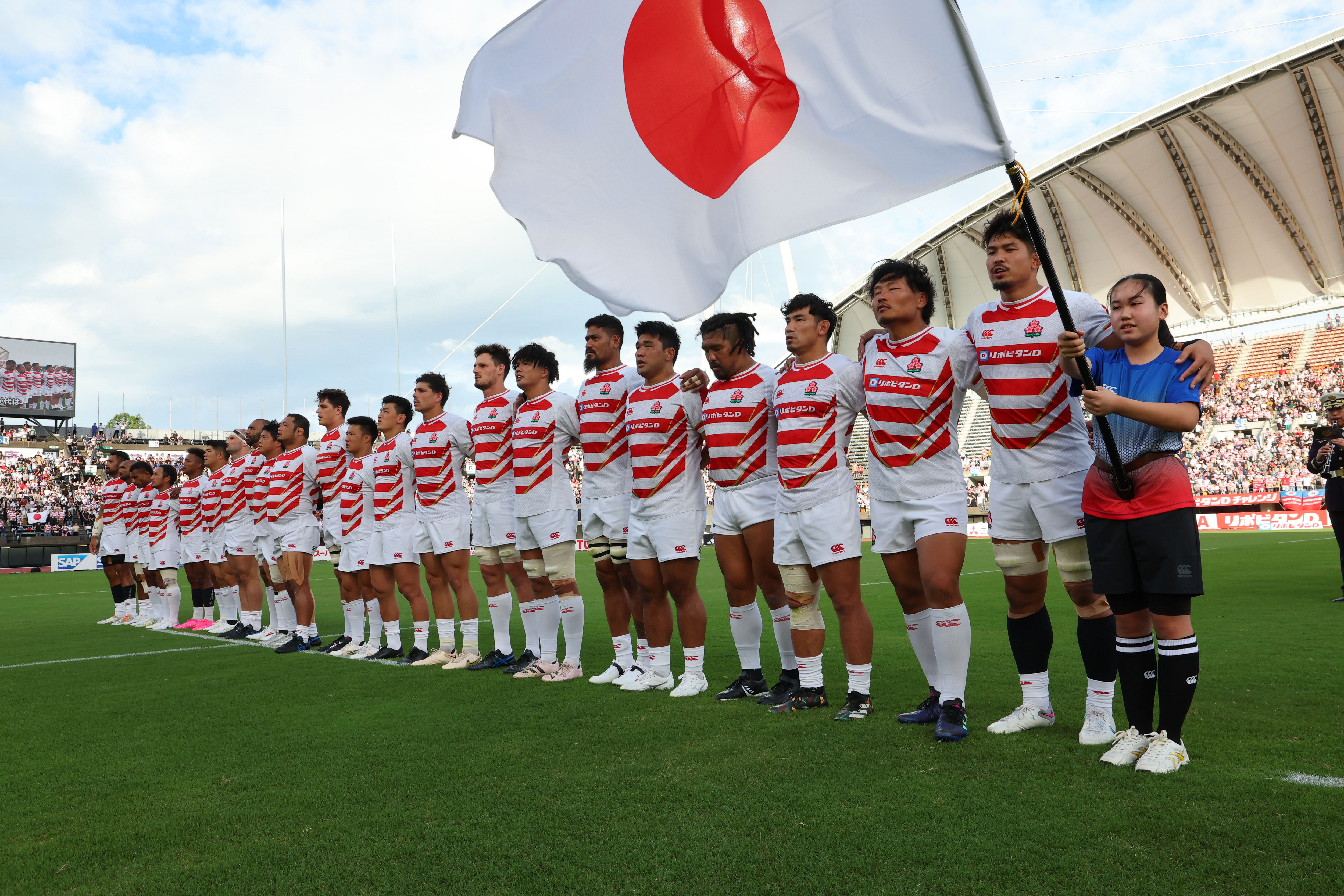 リポビタンDチャレンジカップのラグビー日本代表整列シーン