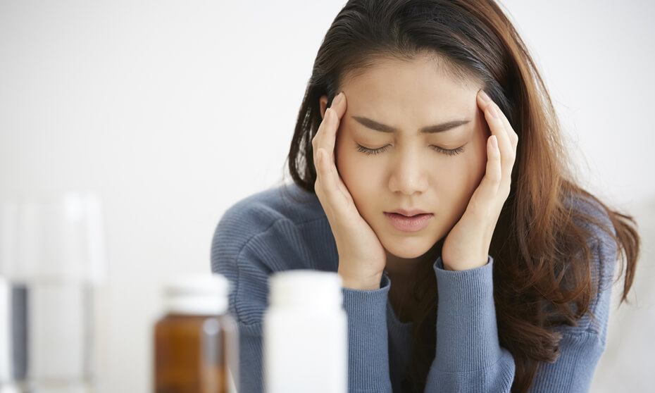 「生理前に頭痛が起こる」という人へ。月経周期と片頭痛の関係を知って早めのセルフケアを！