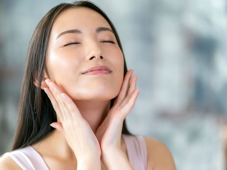 肌荒れ防止スキンケアの基本その③ タイムリミットは5分！洗顔後は、即保水＆保湿を！