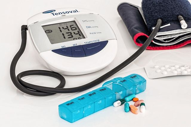ピペリンの機能とは。血圧計のイメージ写真