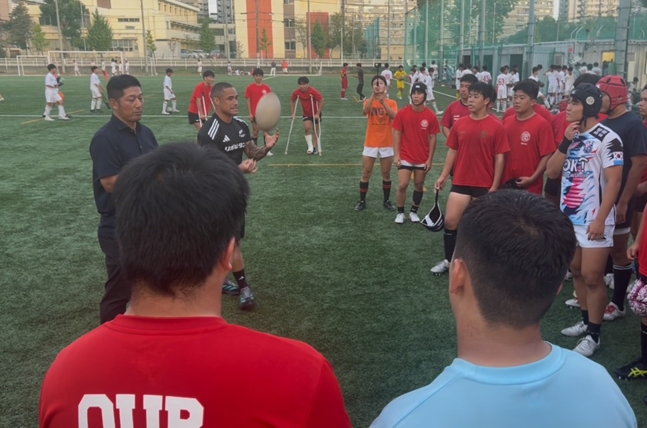 名古屋高等学校  ハイパフォーマンスクリニック リポビタンアンバサダーアーロン・スミス氏指導風景