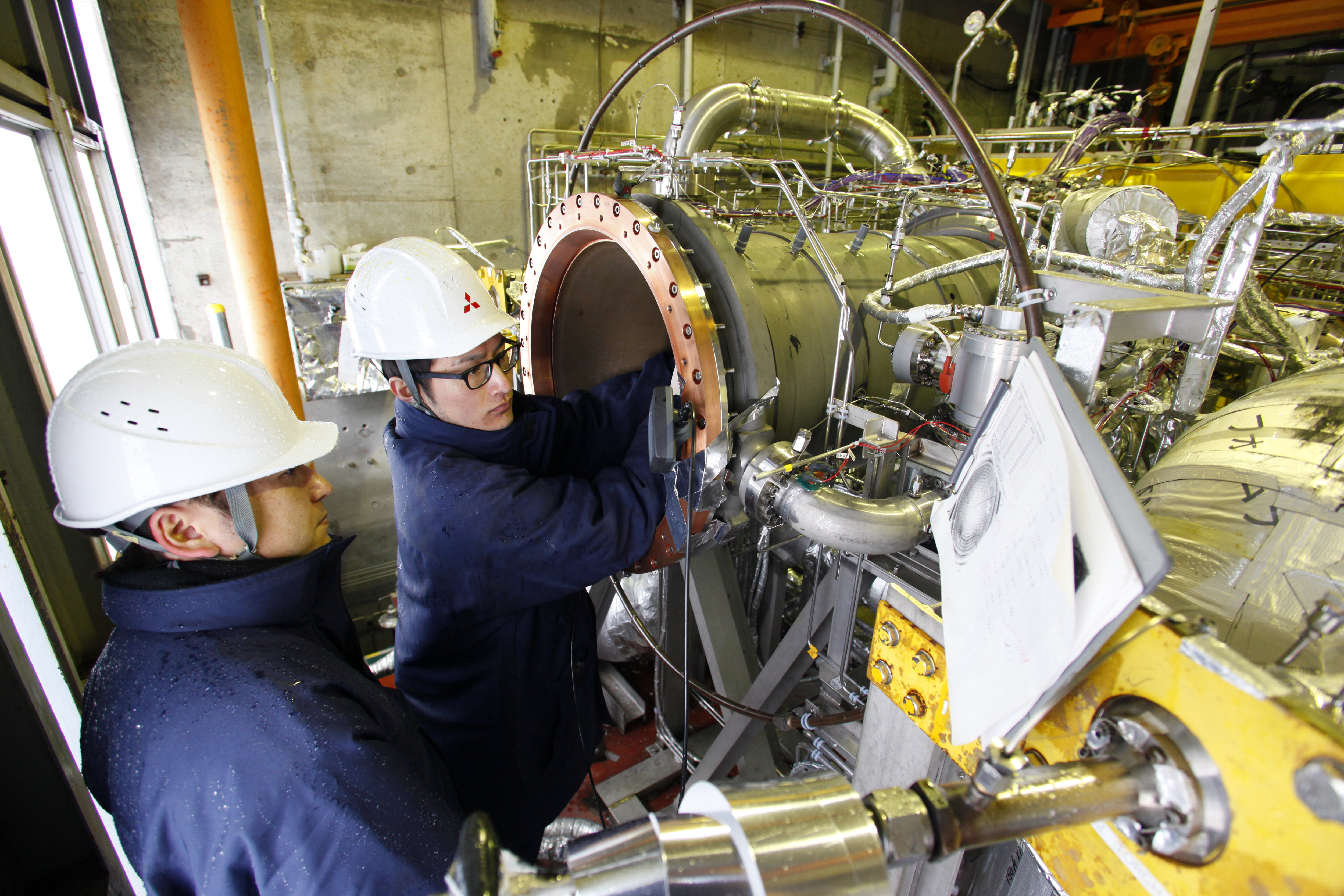 2014/3/17に三菱重工業秋田県田代試験場において実施されたLE-9原型エンジン燃焼器単体短秒時燃焼試験後の供試体の様子。🄫JAXA