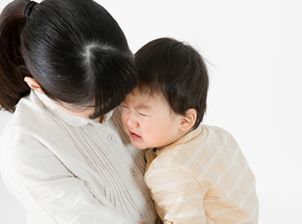 くしゃみ、鼻水、発熱などほかの症状はある？
