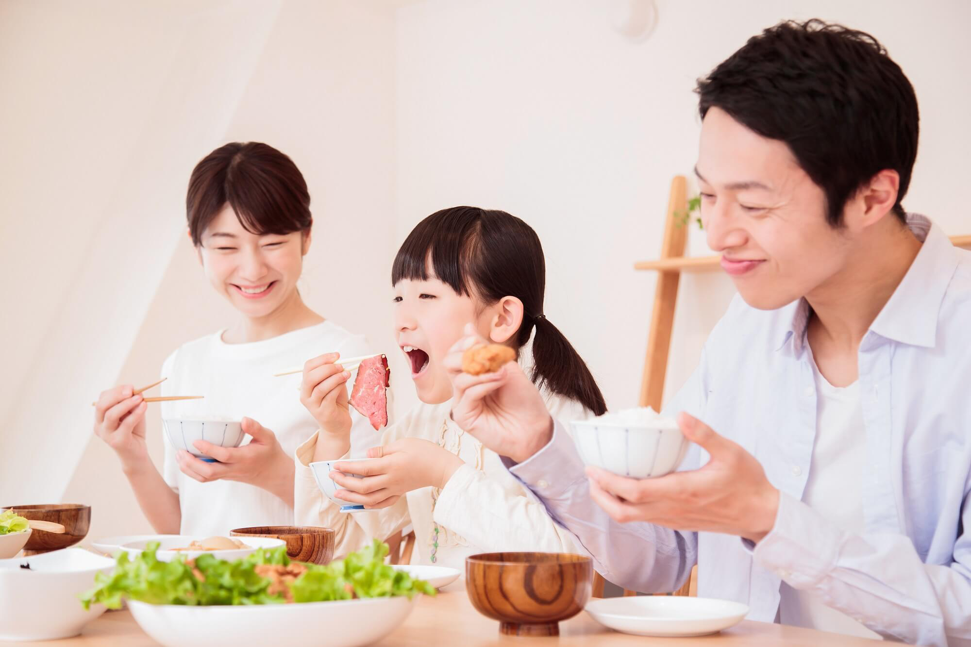 肩こりの解消法 4.筋力アップを助ける栄養素をとる