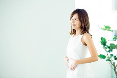目指せ、スッキリお通じ！ 便秘を改善するお腹・背中・手・足の「ツボ」
